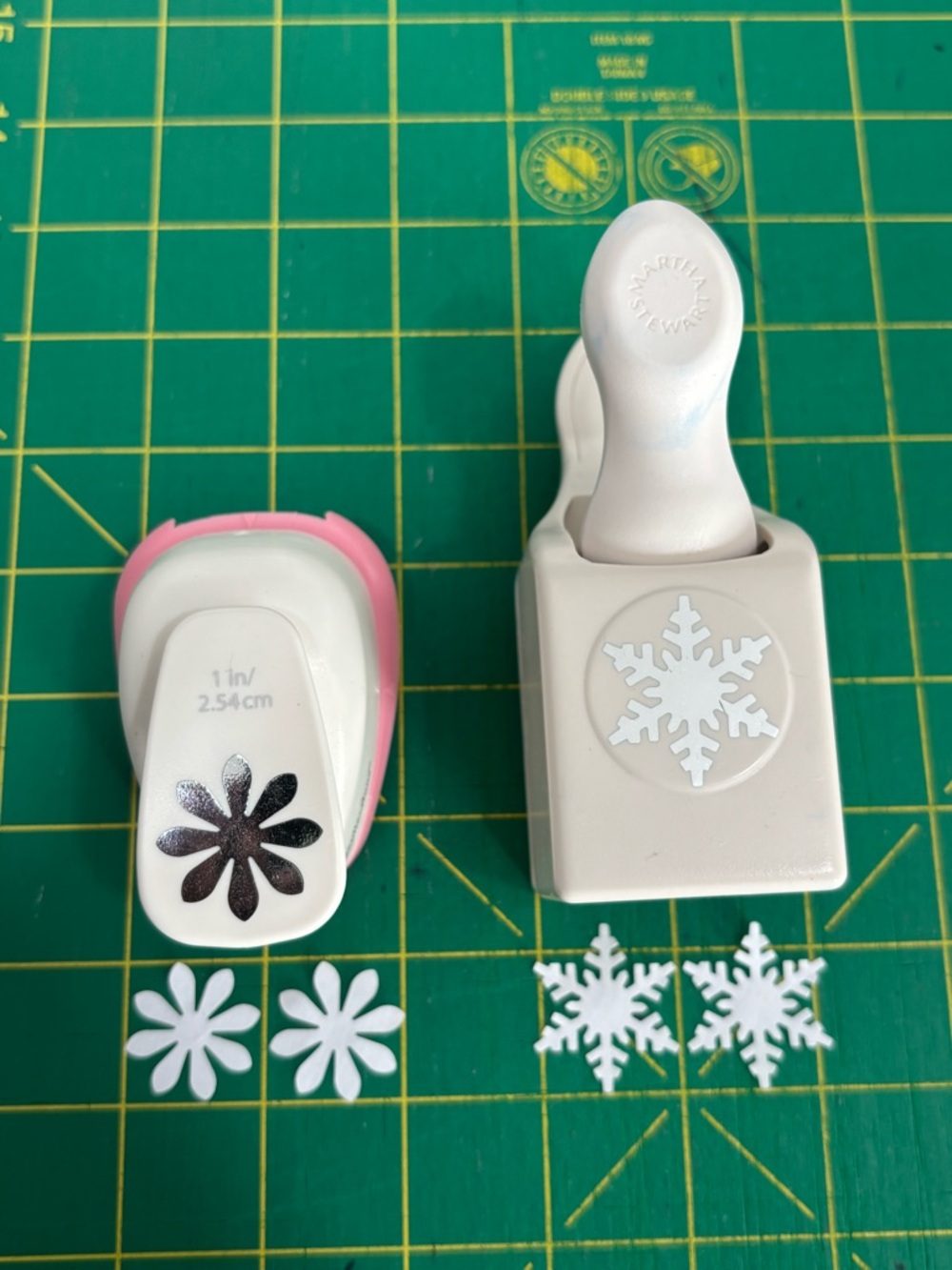 Martha Stewart Snowflake and Recollections Daisy Paper Punch Lot